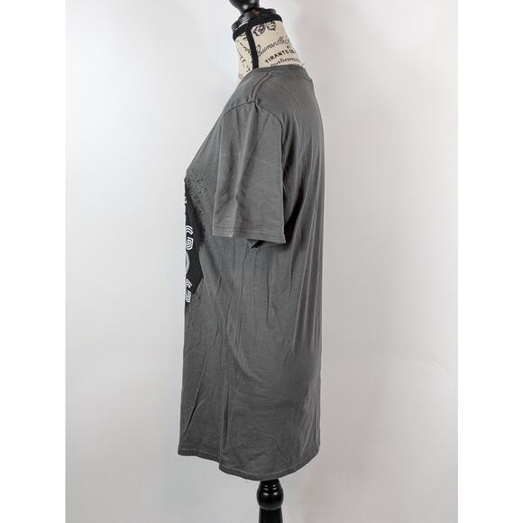 Pyramid Womens Medium T-Shirt Vinyl Junkie Graphic Gray Short Sleeve Music Tee - Picture 2 of 10